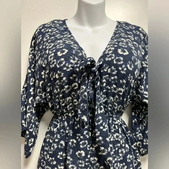 Audrey 3+1 FLORAL Blue /White Print ROMPER - Picture 2 of 5